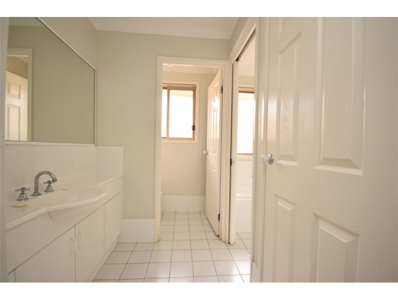 63 Bowerbird Street, South Nowra NSW 2541