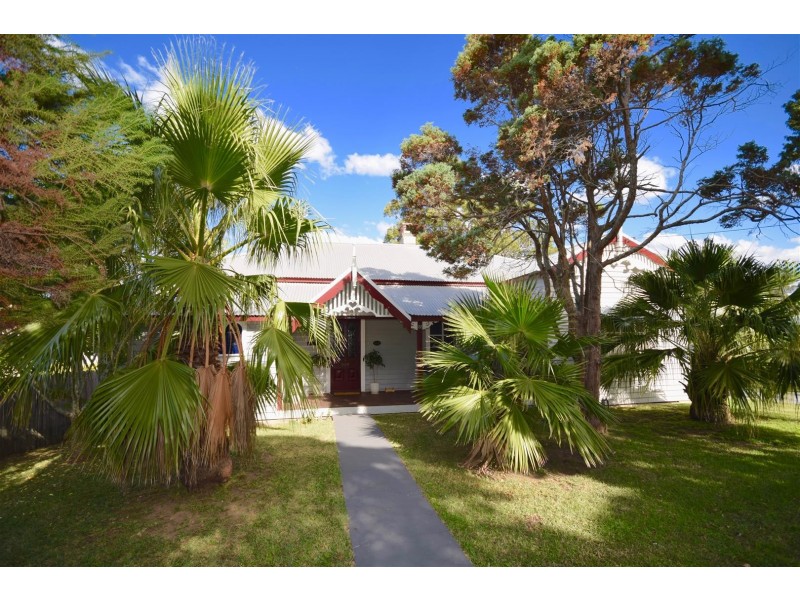 22 Douglas Street, Nowra NSW 2541