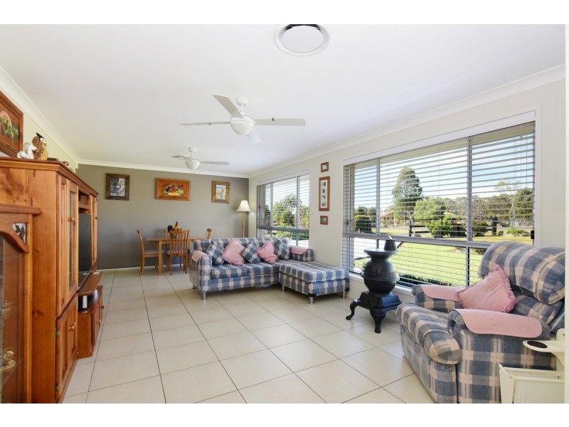 10 Greendale Close, Nowra Hill NSW 2540