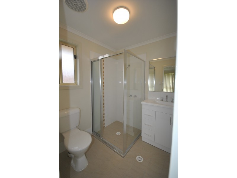 41 Candlebark Close, West Nowra NSW 2541