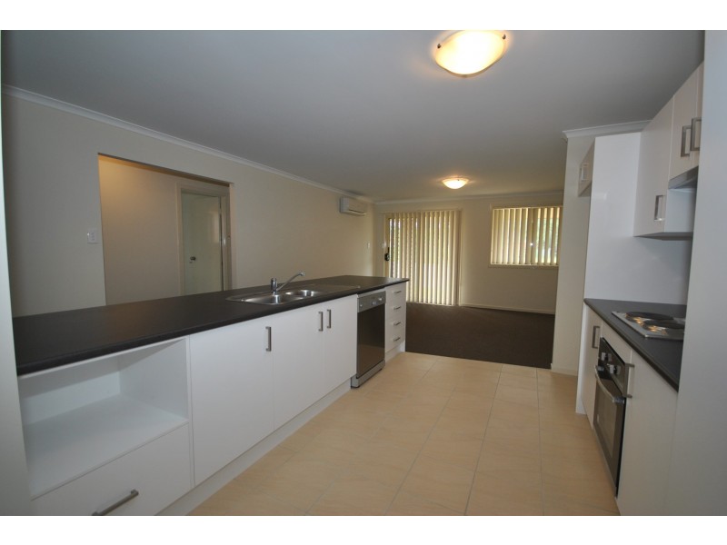 41 Candlebark Close, West Nowra NSW 2541