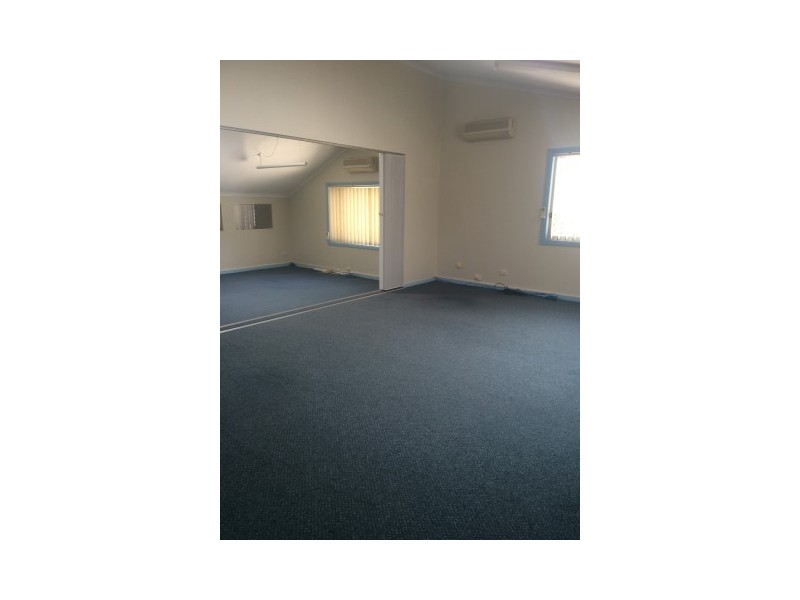 3-4/390 Princes Highway, Bomaderry NSW 2541