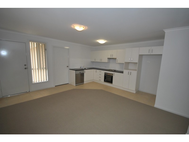 33A Candlebark Close, West Nowra NSW 2541