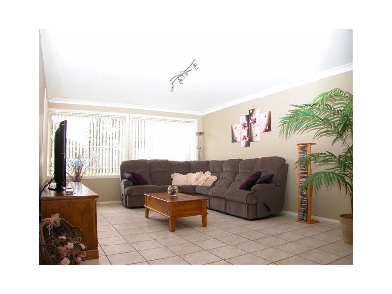 21 RAVENSCLIFF ROAD, Shoalhaven Heads NSW 2535