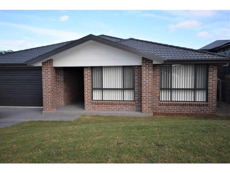 6 Swallow Drive, South Nowra NSW 2541