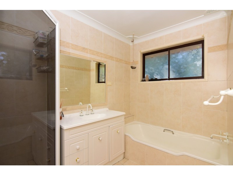 31 Tarawara Street, Bomaderry NSW 2541
