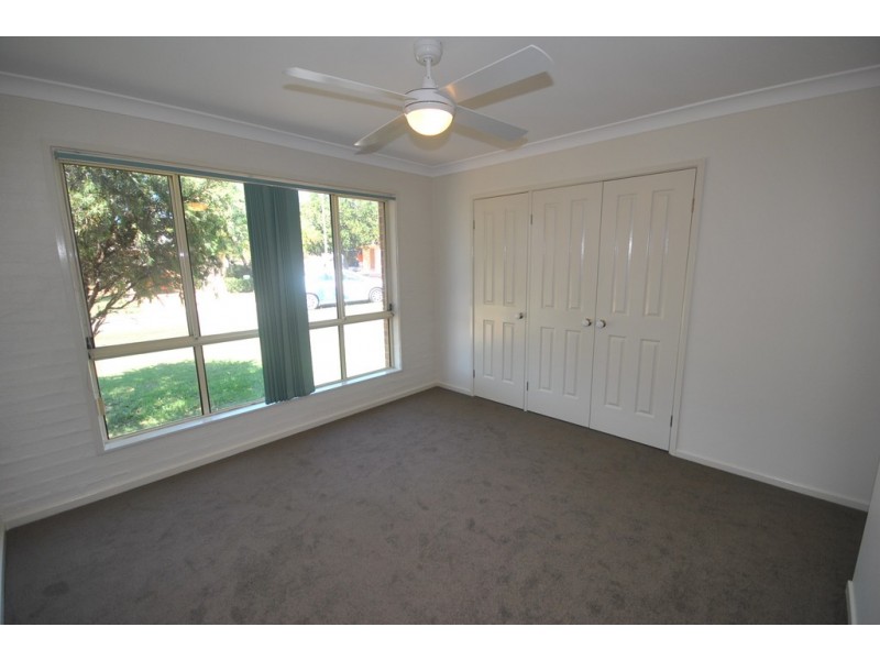 2/8 Flanagan Court, Worrigee NSW 2540