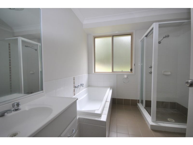 4/76 Hillcrest Avenue, South Nowra NSW 2541
