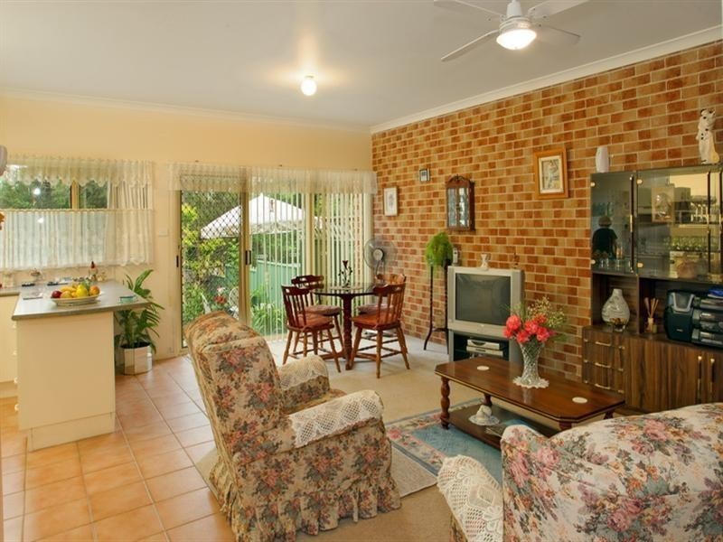 1/3 ETTRICK CLOSE, Bomaderry NSW 2541