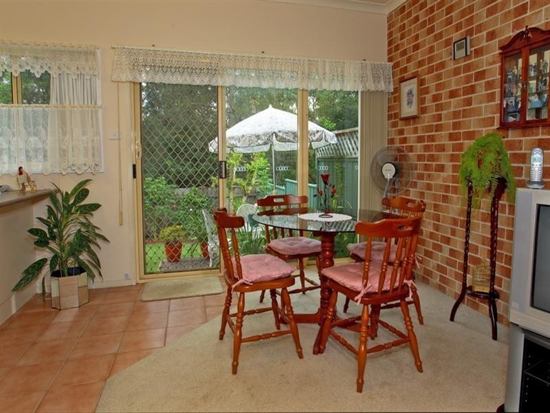1/3 ETTRICK CLOSE, Bomaderry NSW 2541