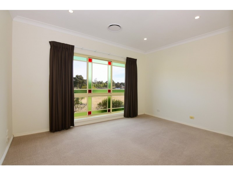 112 Tea Tree Lane, Nowra Hill NSW 2540