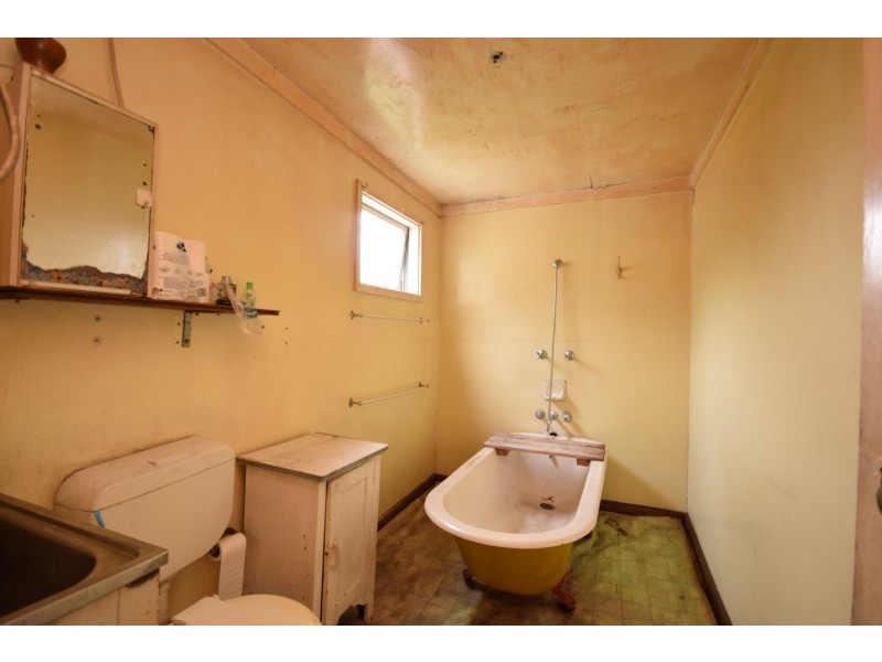 93 Greenwell Point Road, Greenwell Point NSW 2540