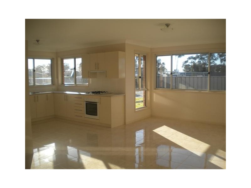 1/13 HANNAH PLACE, Worrigee NSW 2540
