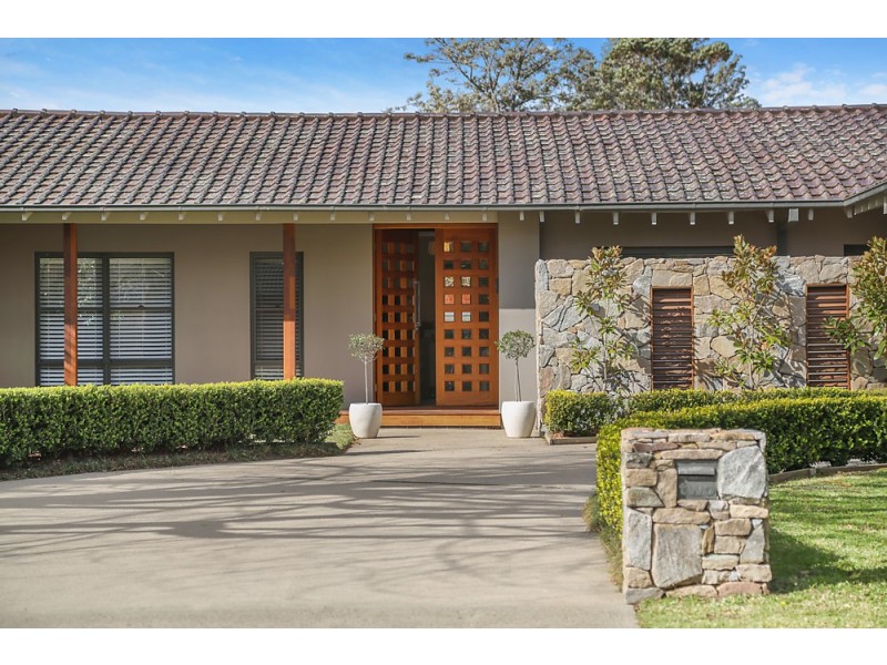2 Lyrebird Drive, Nowra NSW 2541