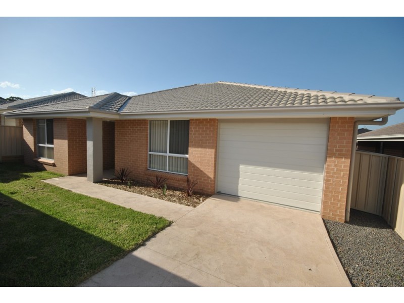 10a Alpina Place, South Nowra NSW 2541