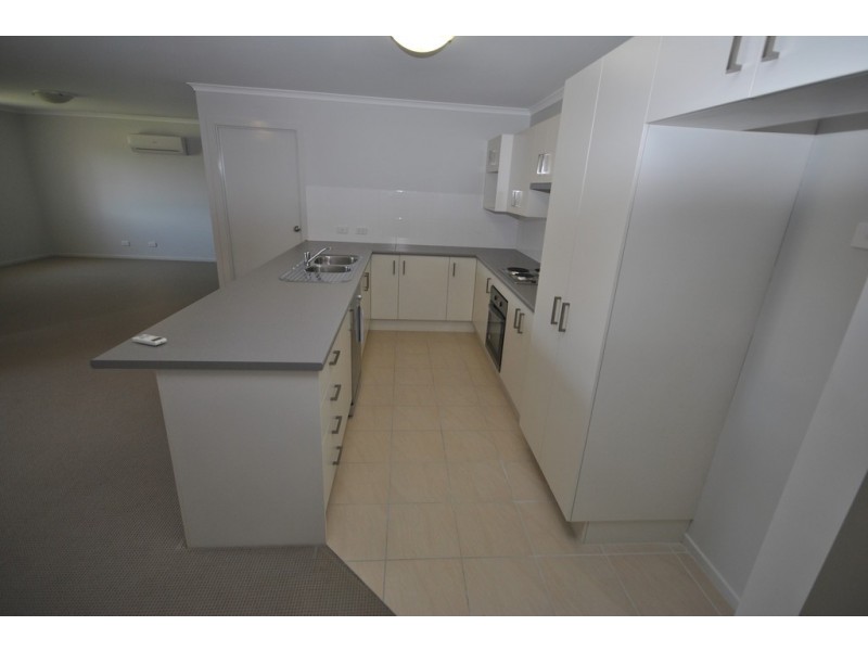 10a Alpina Place, South Nowra NSW 2541