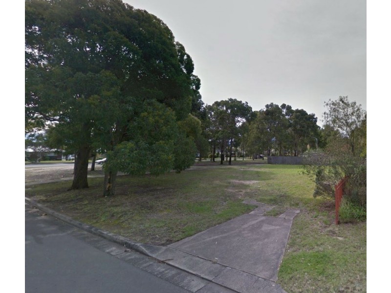 2 Clipper Road, Nowra NSW 2541