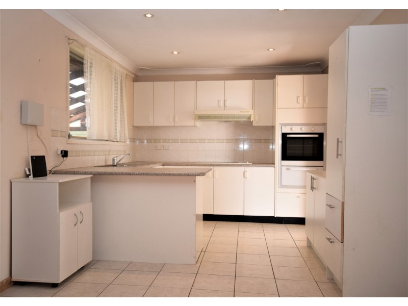 4 Tarraba Crescent, Nowra NSW 2541