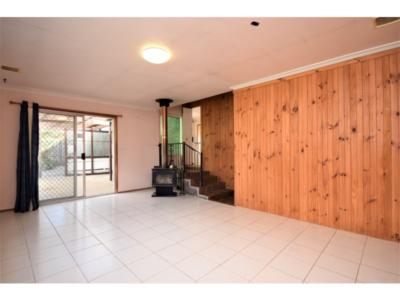 4 Tarraba Crescent, Nowra NSW 2541
