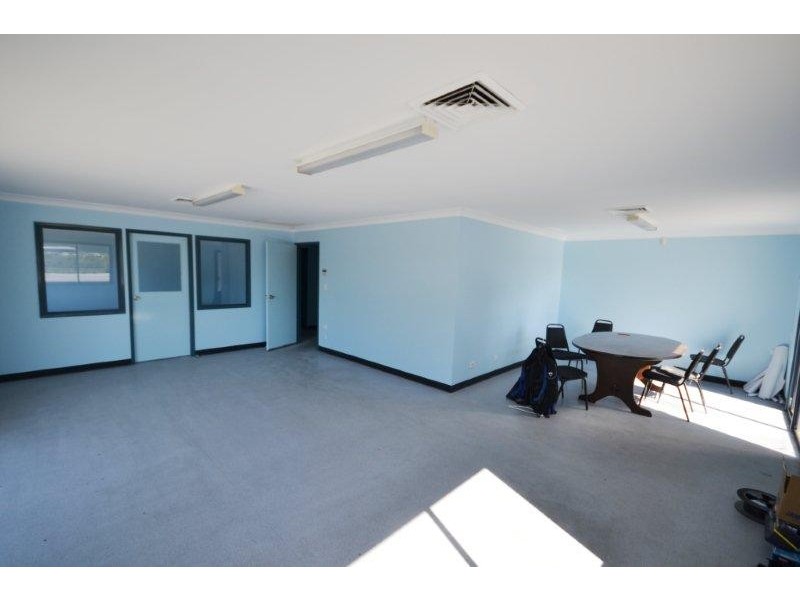 15 Cumberland Avenue, South Nowra NSW 2541