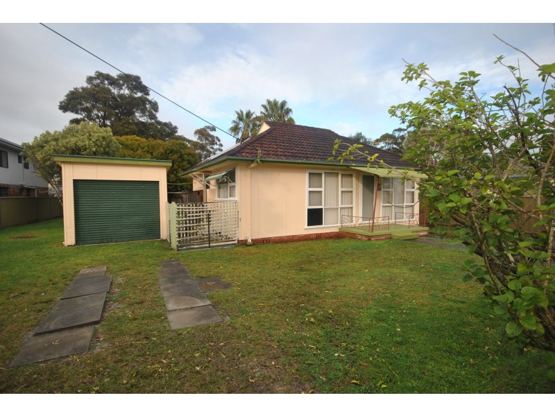 34 ADELAIDE STREET, Greenwell Point NSW 2540