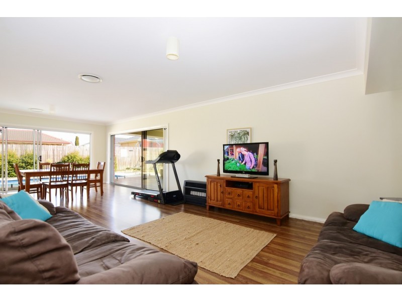 29 Blue Bell Way, Worrigee NSW 2540