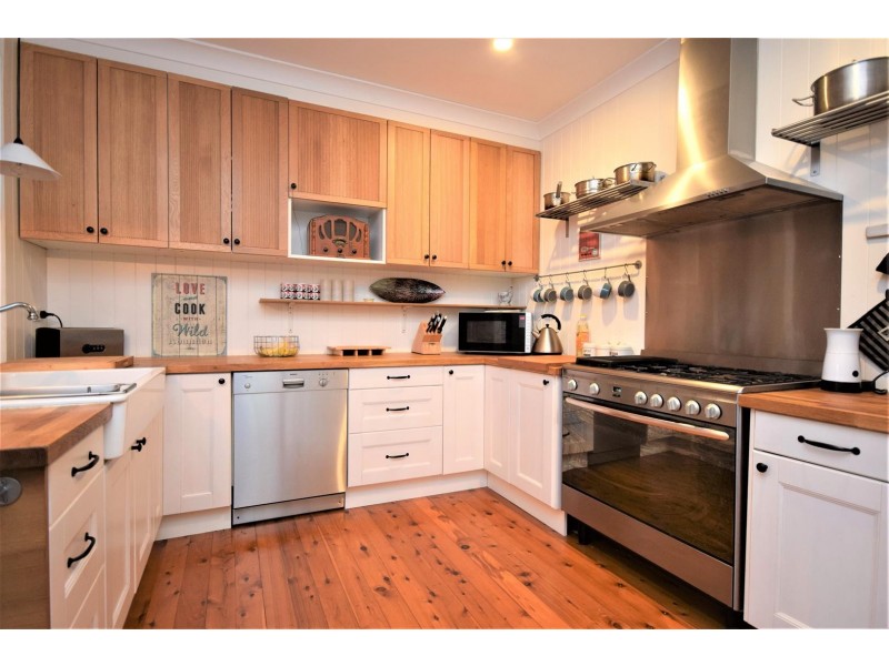 18 Maclean Street, Nowra NSW 2541