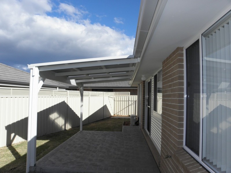 1 Rocklily Place, Worrigee NSW 2540