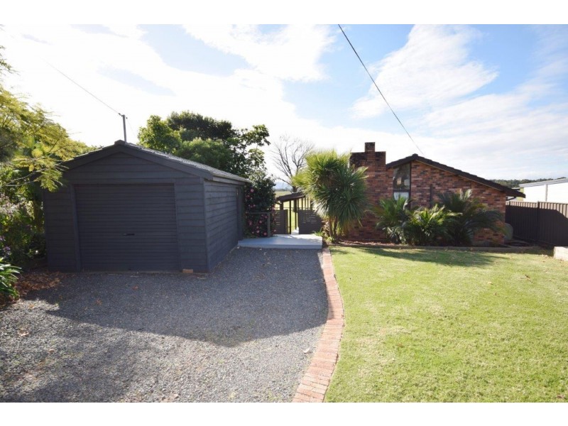 3 Tarraba Crescent, Nowra NSW 2541