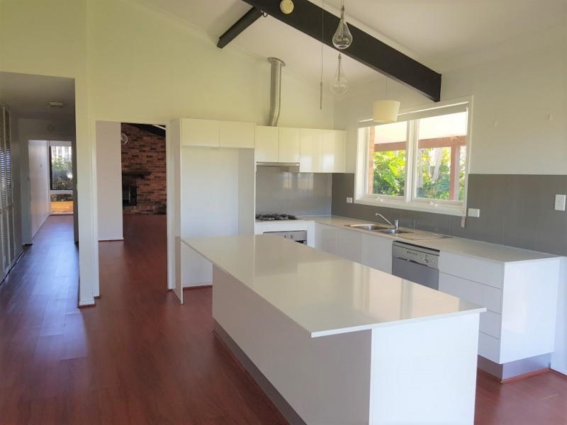 3 Tarraba Crescent, Nowra NSW 2541