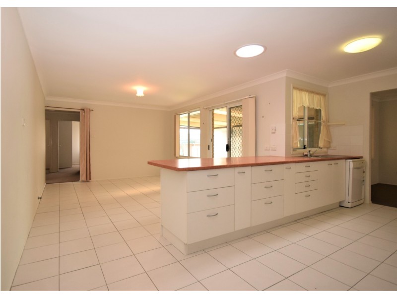 47 St James Crescent, Worrigee NSW 2540