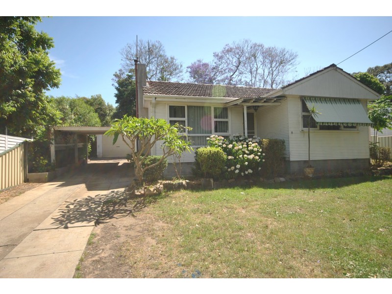 8 Hewlett Avenue, North Nowra NSW 2541