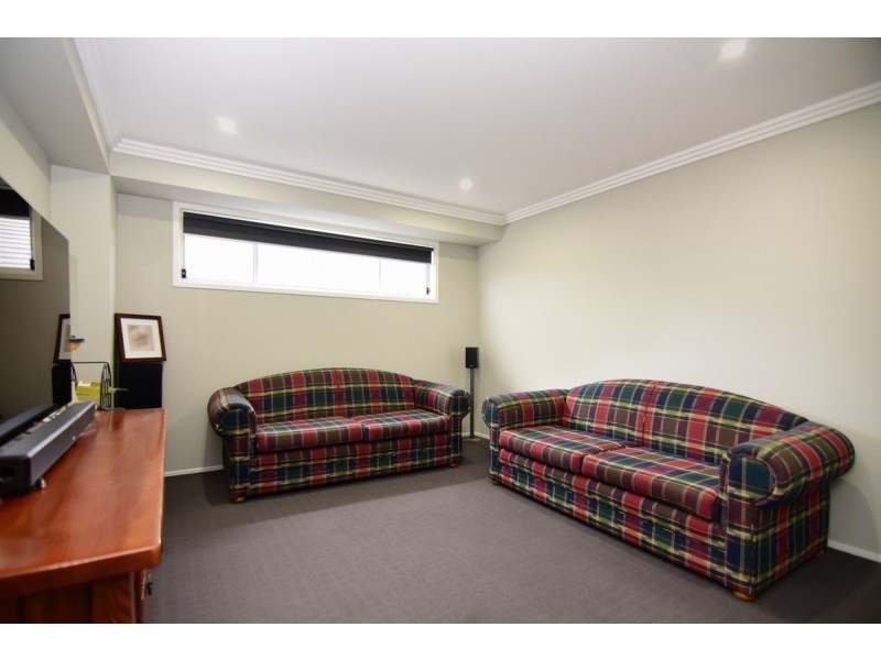 32 Bowerbird Street, South Nowra NSW 2541