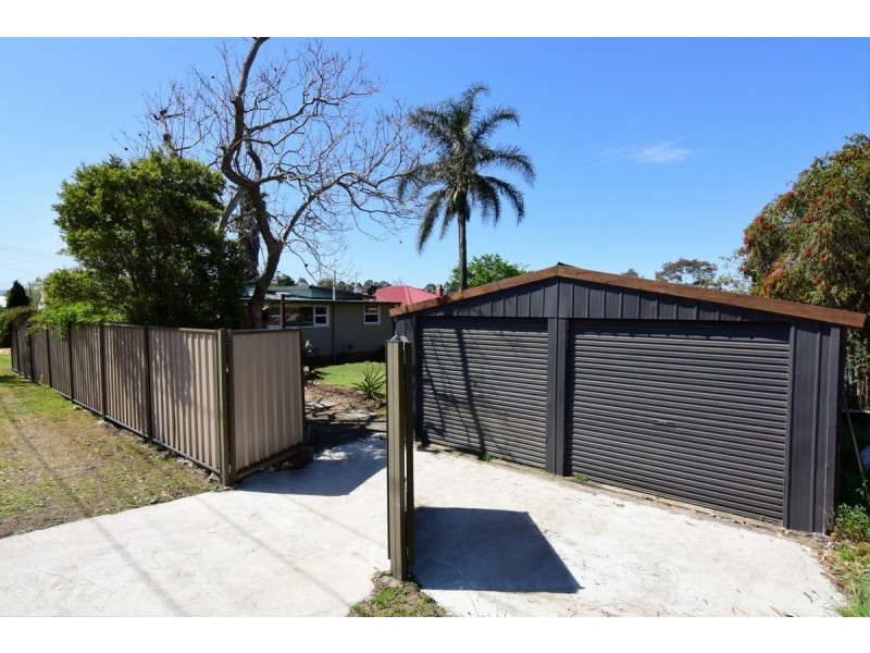 8 Gould Avenue, Nowra NSW 2541