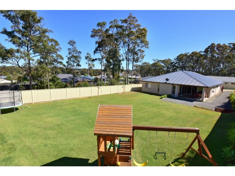 8 Waxberry Place, Sanctuary Point NSW 2540