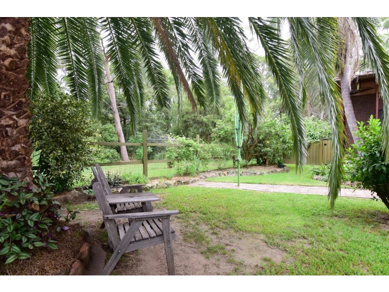 20 Cocos Palm Drive, Bomaderry NSW 2541