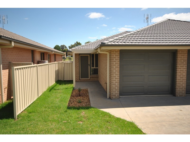 37A Candlebark Close, West Nowra NSW 2541