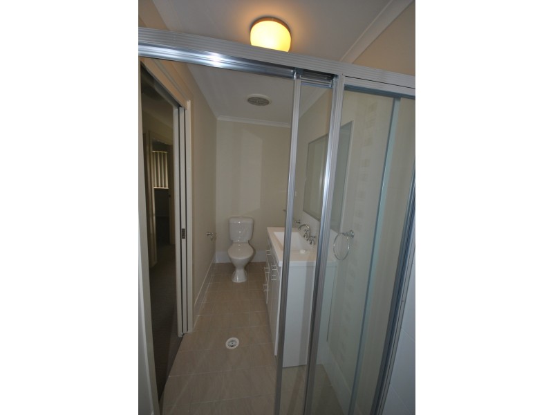 37A Candlebark Close, West Nowra NSW 2541