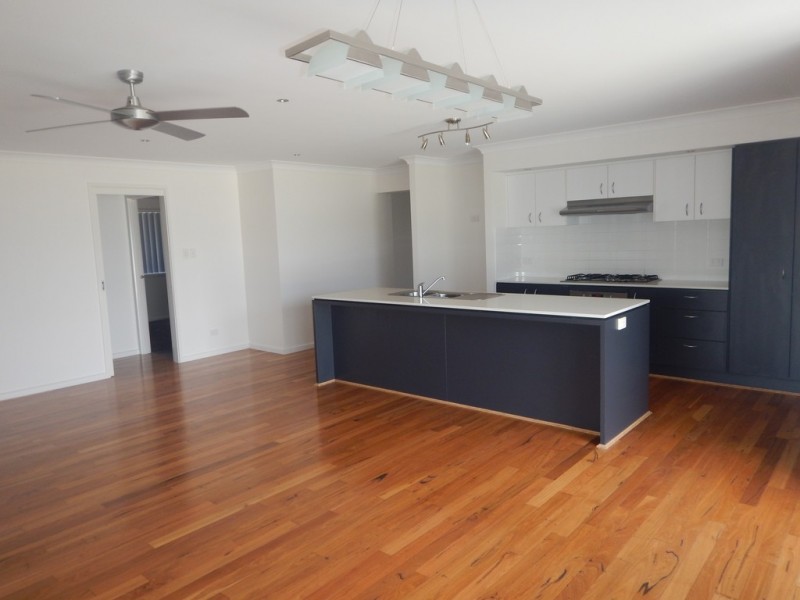 15 Barbata Grove, South Nowra NSW 2541