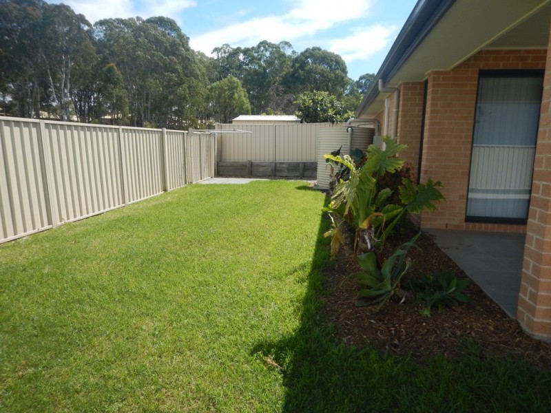 15 Barbata Grove, South Nowra NSW 2541
