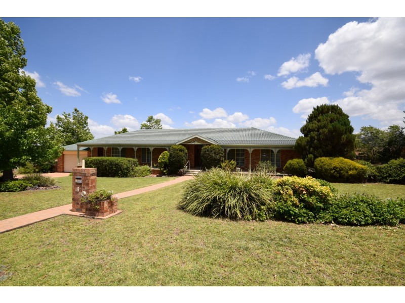 18 Kongoola Avenue, Cambewarra NSW 2540