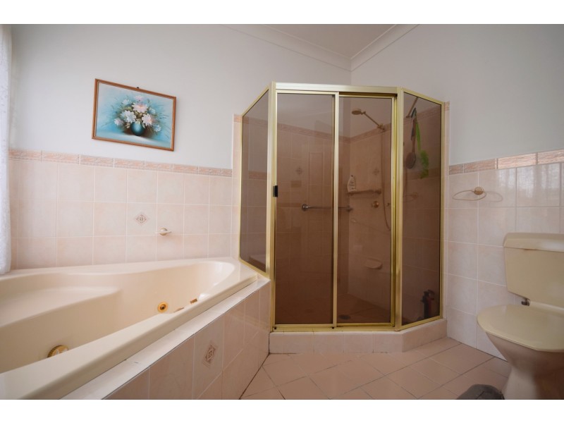 18 Kongoola Avenue, Cambewarra NSW 2540