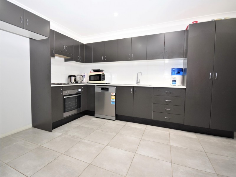 3b Bromley Close, West Nowra NSW 2541