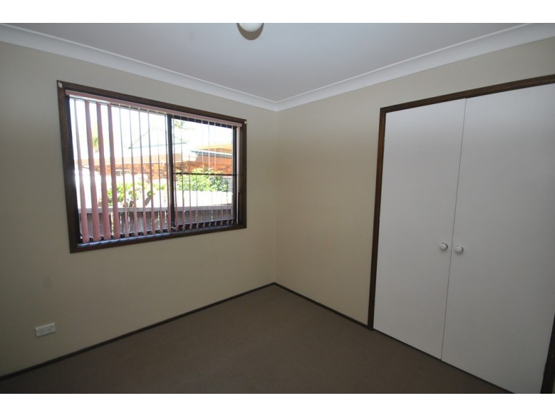 4 Coconut Drive, North Nowra NSW 2541
