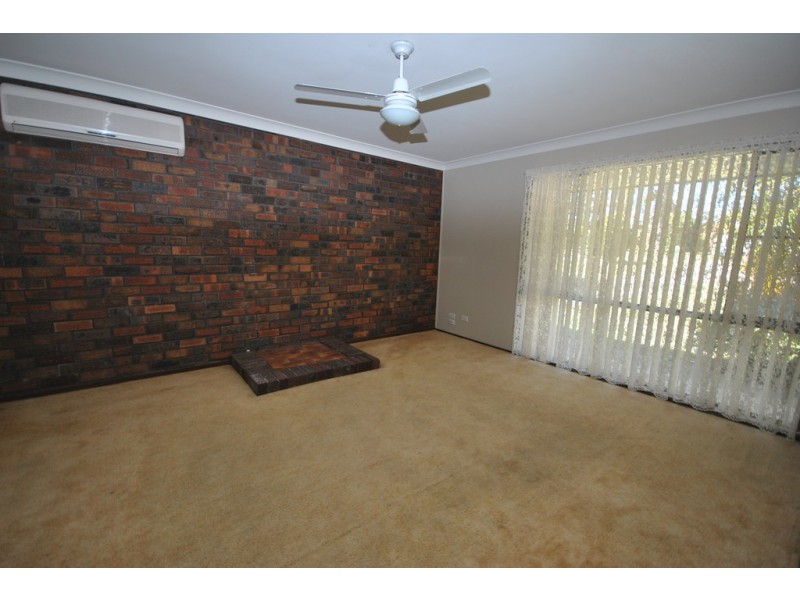 4 Coconut Drive, North Nowra NSW 2541