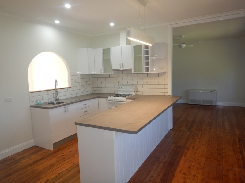 147 East Street, Nowra NSW 2541