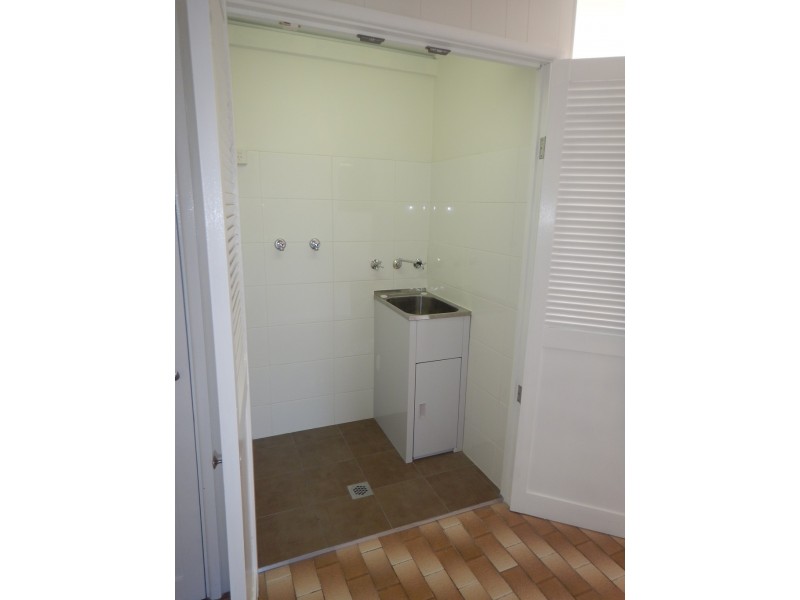 147 East Street, Nowra NSW 2541