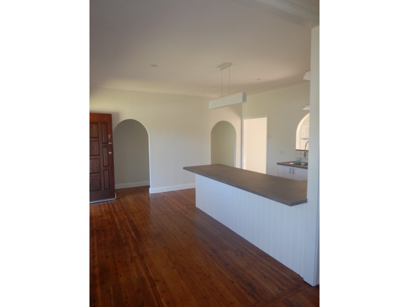 147 East Street, Nowra NSW 2541