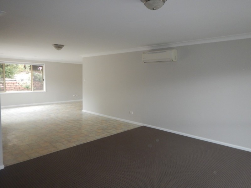 11 Nundah Close, Bomaderry NSW 2541