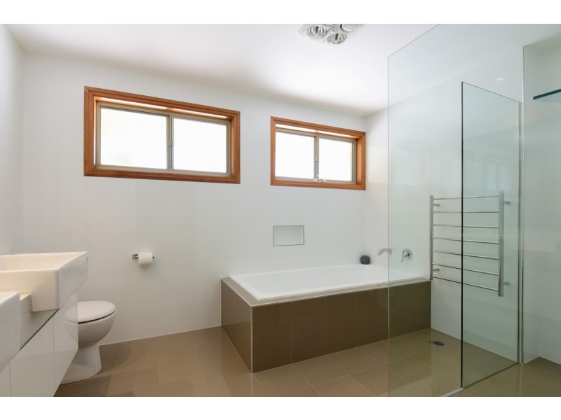 690 Illaroo Road, Tapitallee NSW 2540